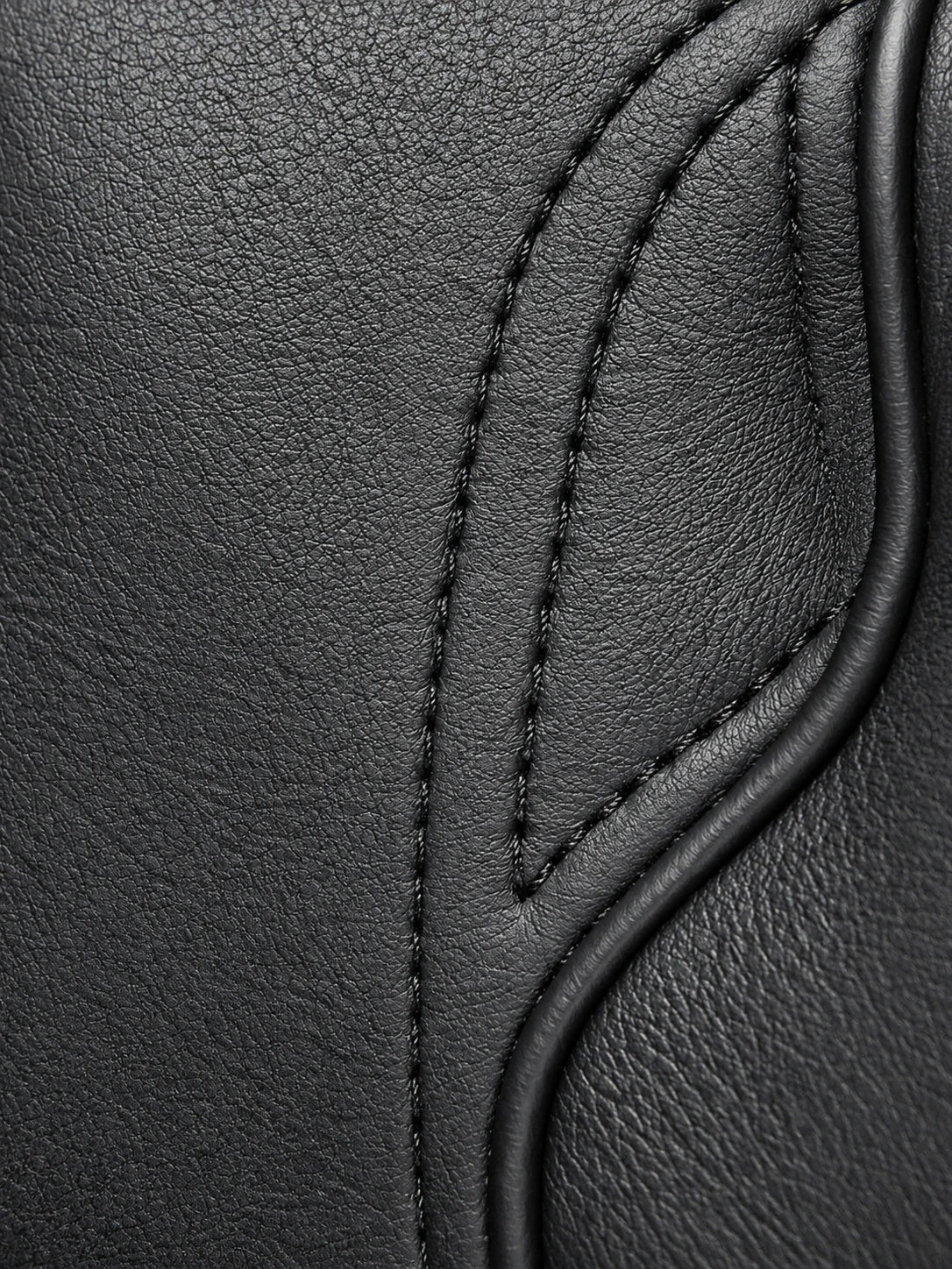 Classic Longer Cuff Deerskin Gloves - Image 3