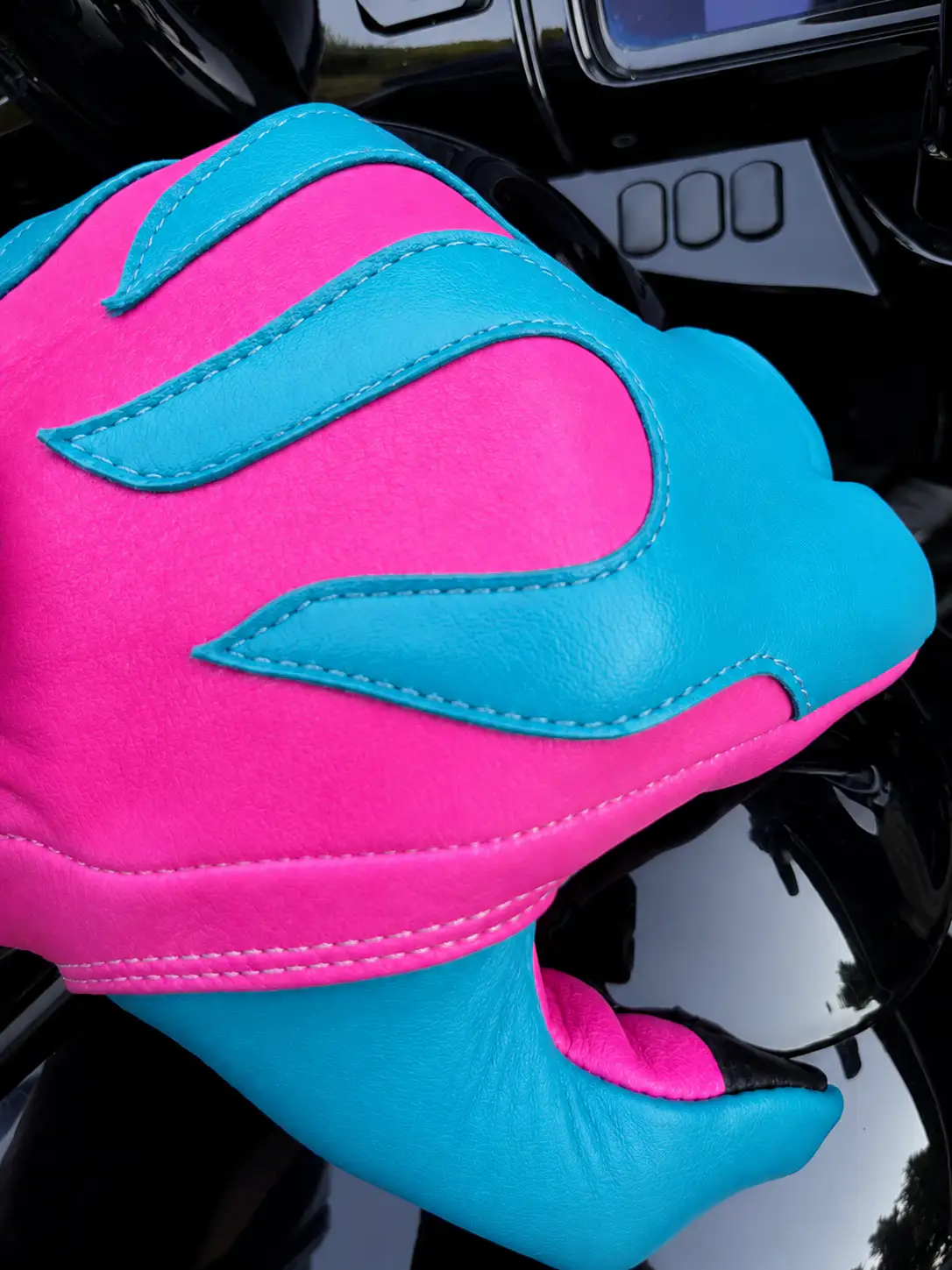 Spitfire Neon Pink/Blue Gloves - Image 3